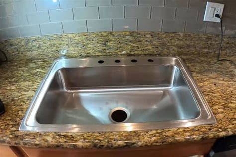 single bowl sink with garbage disposal and dishwasher|Step